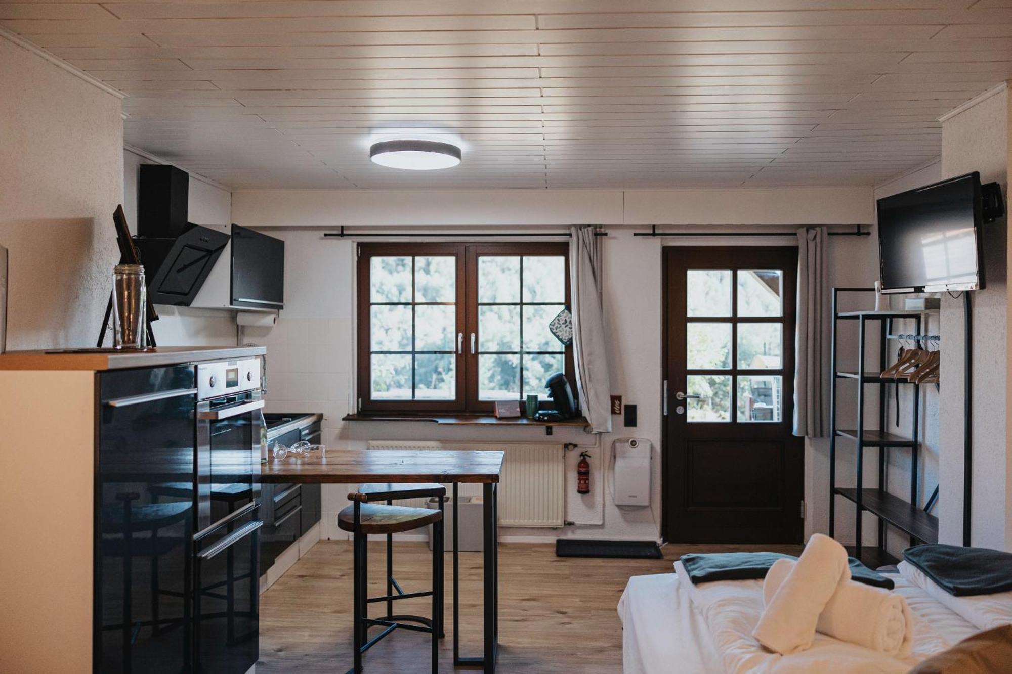 Apartment Am Annaweiher Hinterweidenthal エクステリア 写真